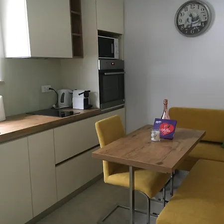 Apartament Leneda With Pool *