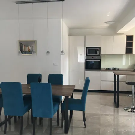 Leneda With Pool * Pula